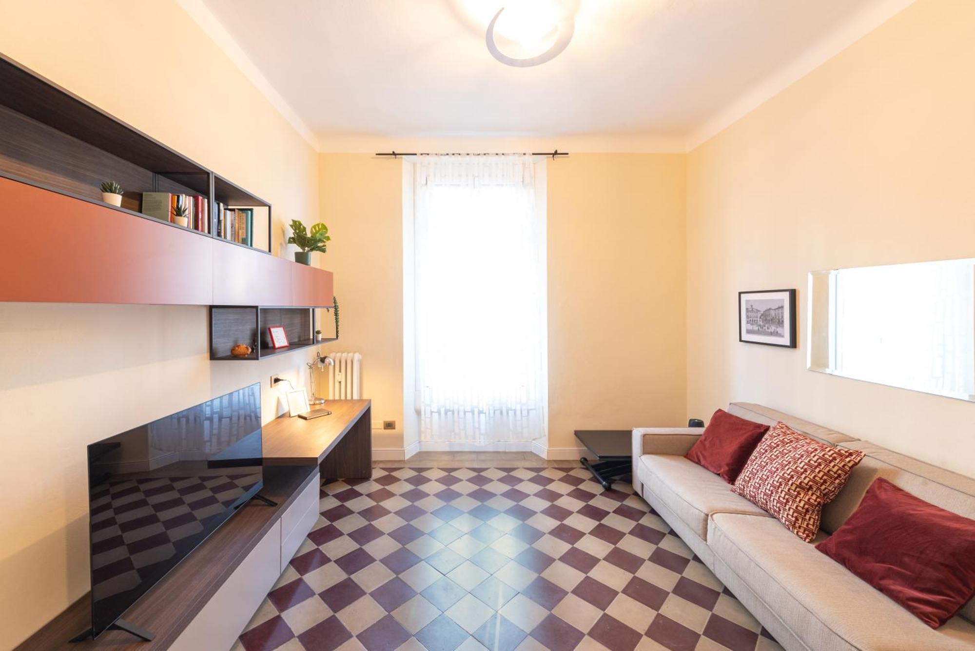 10' Duomo & Central Station Large Apartment Milão Exterior foto